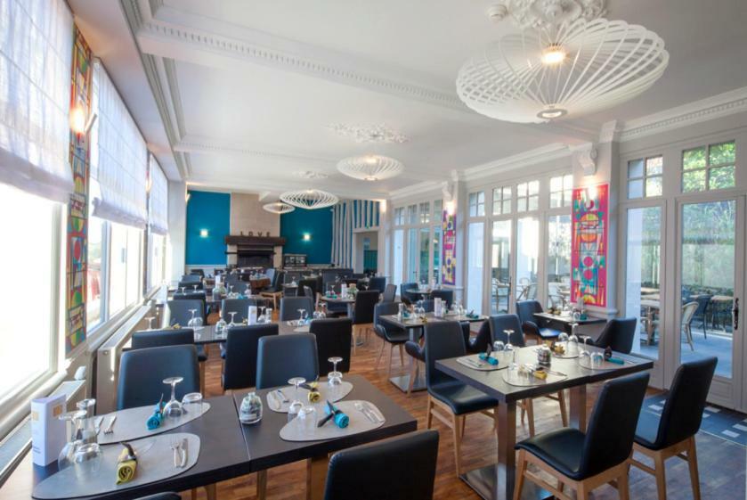 Logis - Hostellerie & Restaurant Du Marche Le Cateau-Cambresis Eksteriør billede